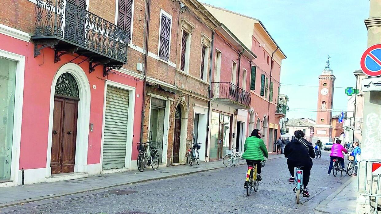 A Comacchio sempre più negozi chiusi