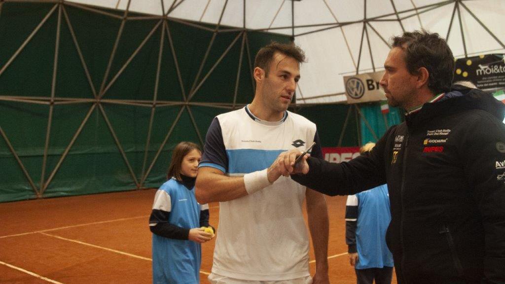 Stefano Travaglia con il capitano Matteo Marrai