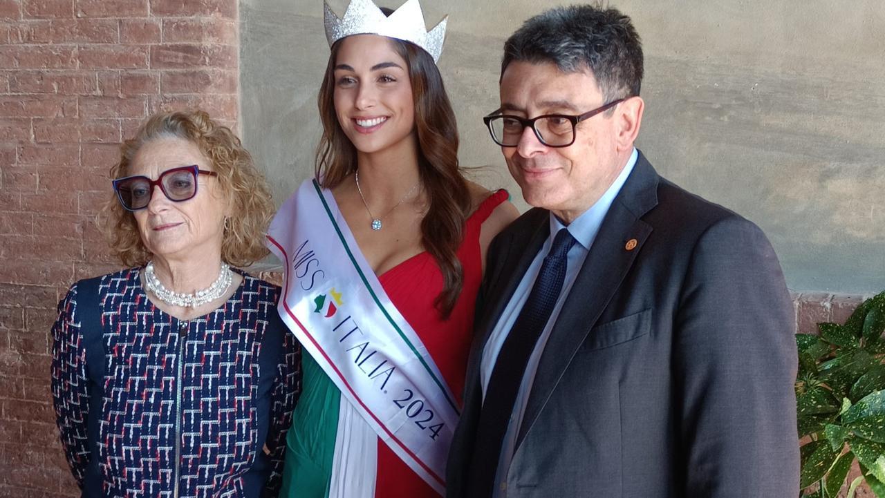 Miss Italia torna nella sua Siena: gli studi da completare, il desiderio e un messaggio a Carlo Conti
