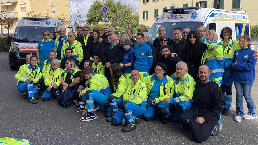 Cecina, la Misericordia di Palazzi festeggia vent'anni: grande festa in città