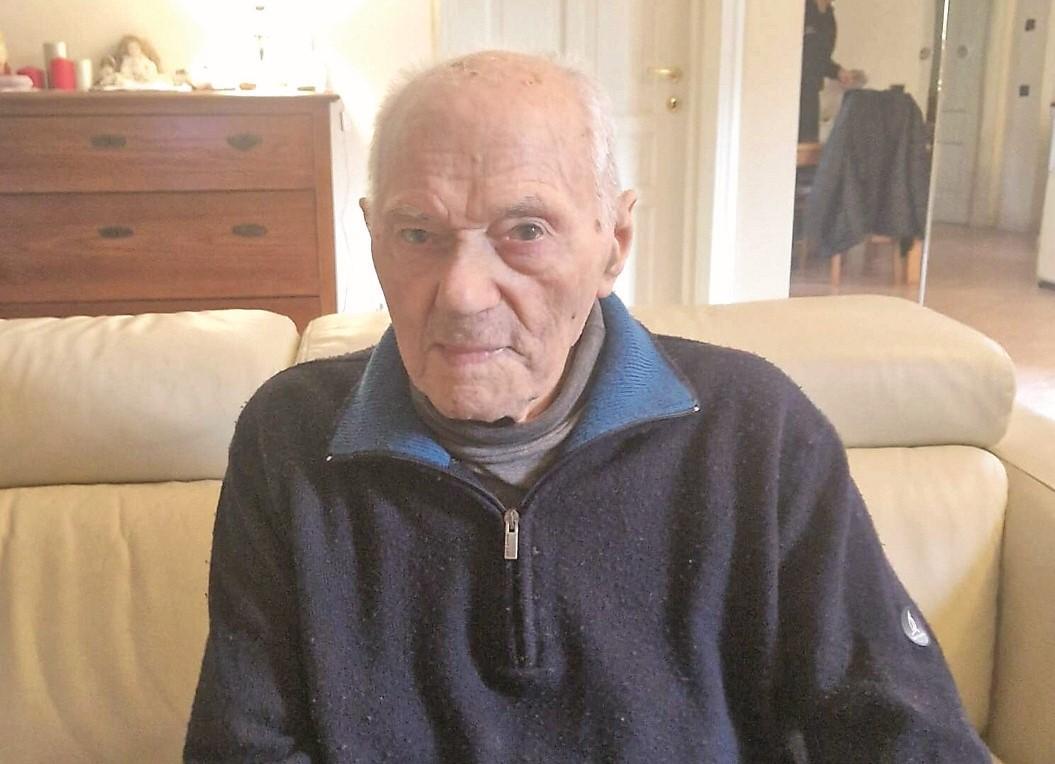 Nonno Aldo per i suoi 106 anni ha un desiderio: «Andare allo stadio a vedere la Reggiana»