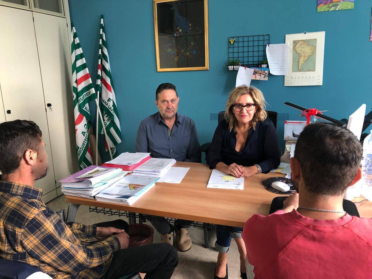 Vita da lavoratore in nero a Modena: «Sfruttato come uno schiavo e picchiato al primo “no”»