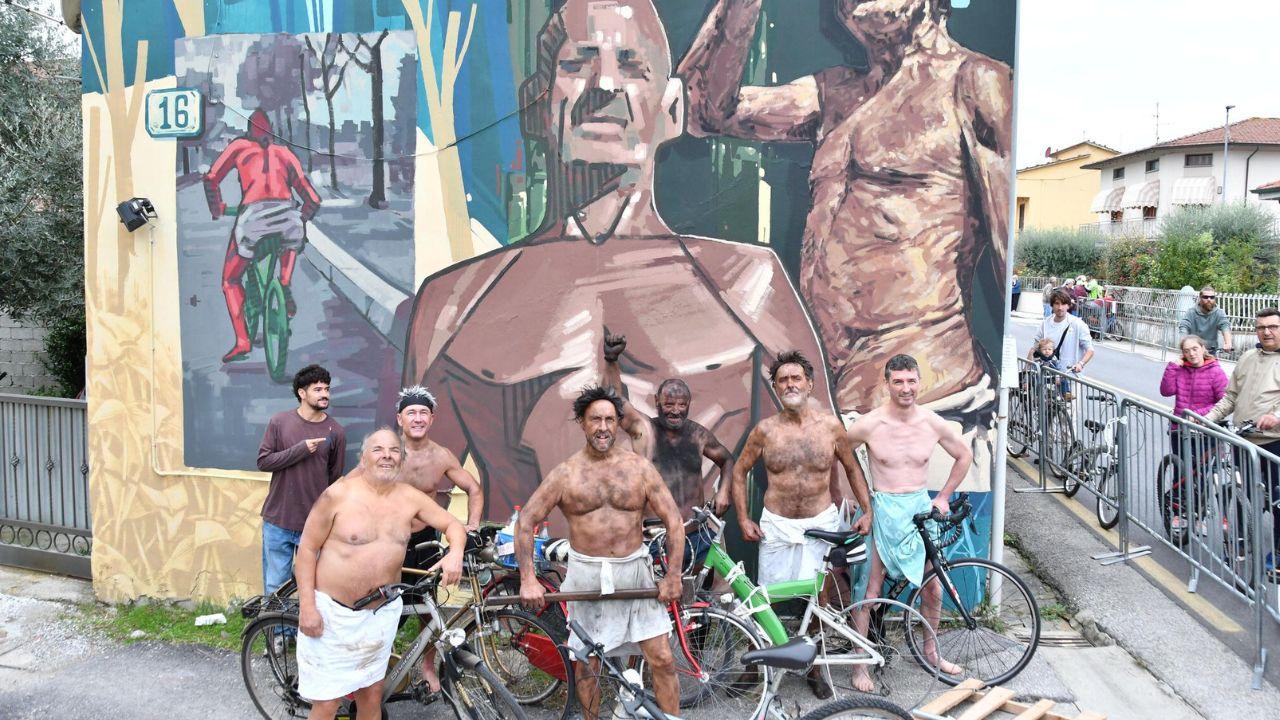 
	I protagonisti della Ciclopedalata Vannino style (foto Nucci)

