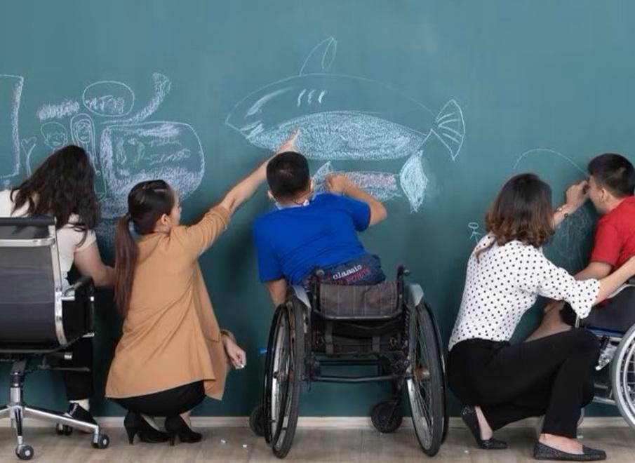 Valdinievole, tagli all’assistenza dei disabili nelle scuole. «Intera attività da riorganizzare»