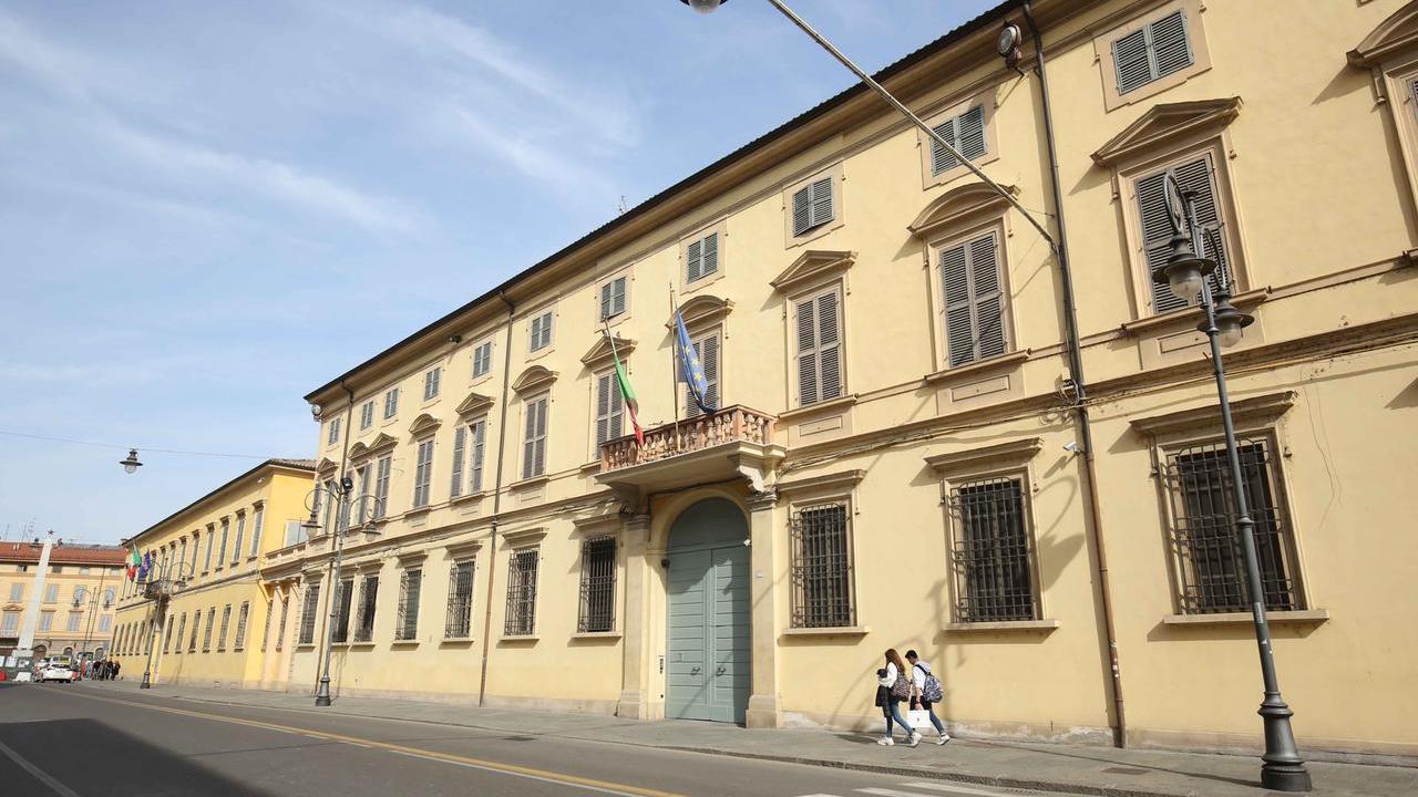 Migranti, bando della Prefettura per i servizi di accoglienza per 1.500 migranti