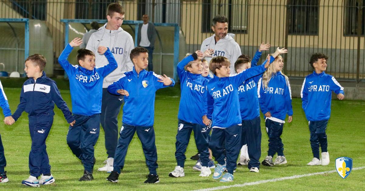 
	La presentazione delle giovanili del Prato

