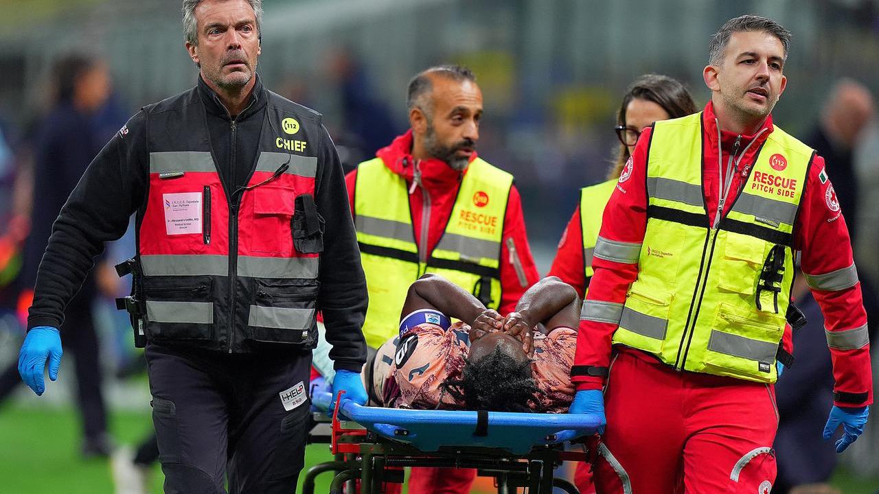 Infortuni nel calcio, l'allarme dei medici parte dalla Toscana: «Si gioca troppo e si rovinano le carriere. E in provincia non va meglio»