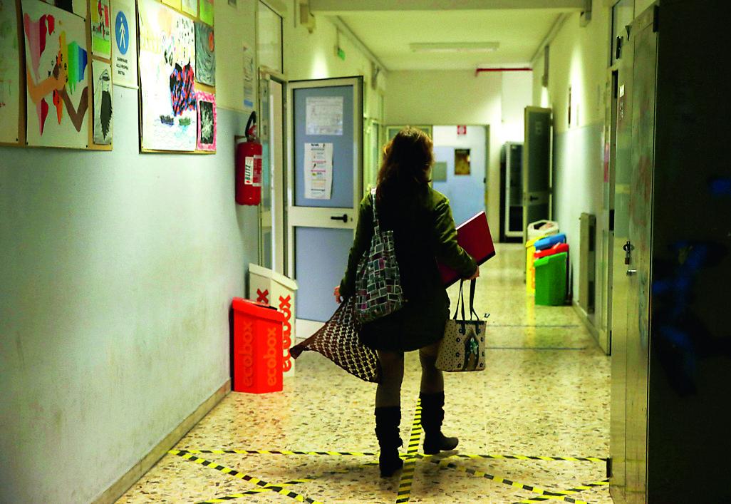 Gli insegnanti d’Italia sono i meno pagati d’Europa