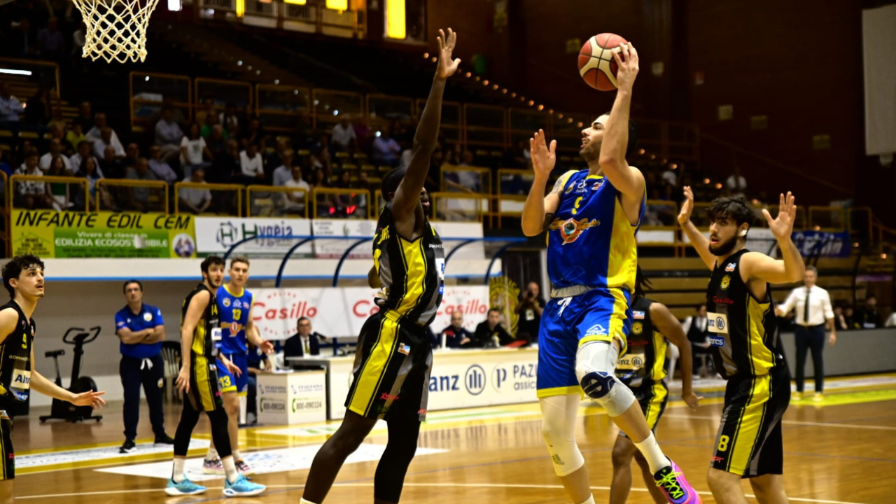 
	De Zardo conclude in semigancio

