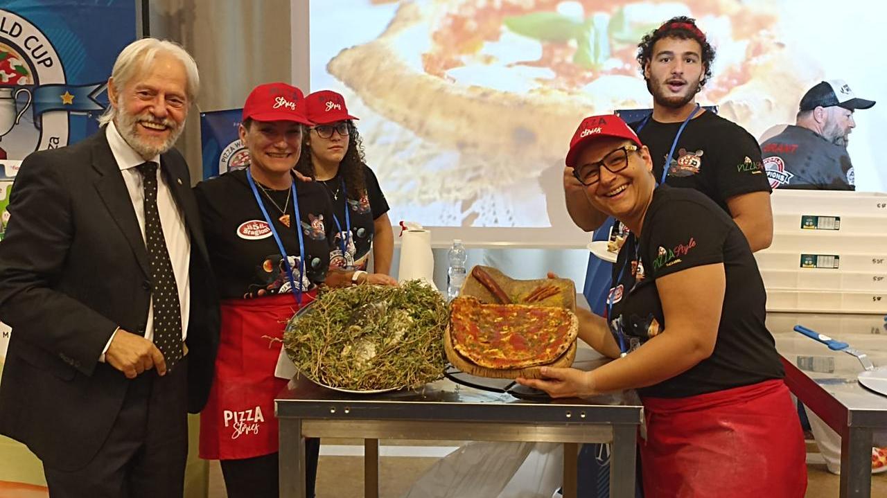 Rosy Circu trionfa a Pomezia con la sua pizza dedicata al padre Eugenio
