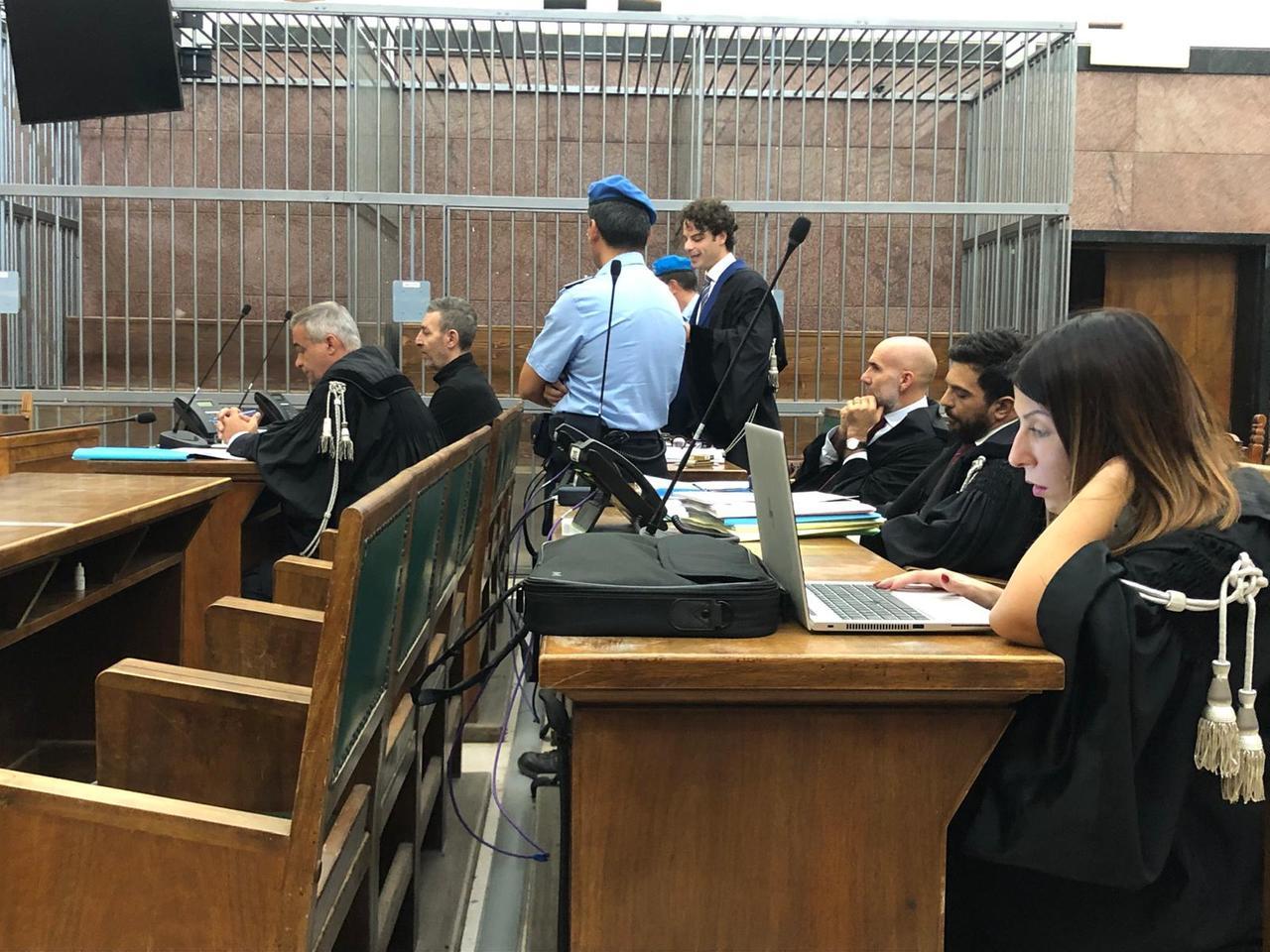 Olbia, omicidio di via Petta: «Tony Cozzolino ucciso con premeditazione e crudeltà»