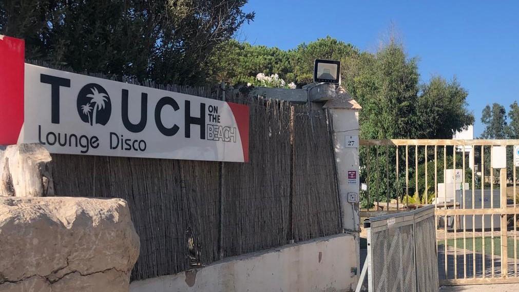 Alghero, sotto sequestro l’attrezzatura musicale del Touch on the Beach