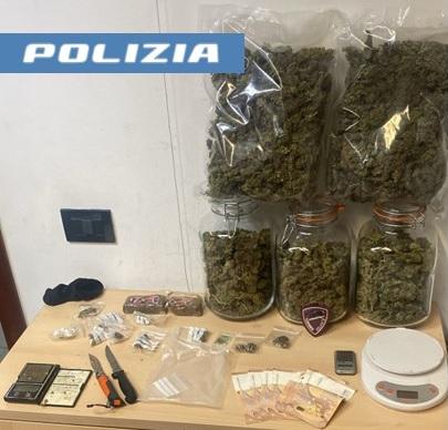 Cagliari, in casa un chilo di hascisc e marijuana: arrestato 27enne