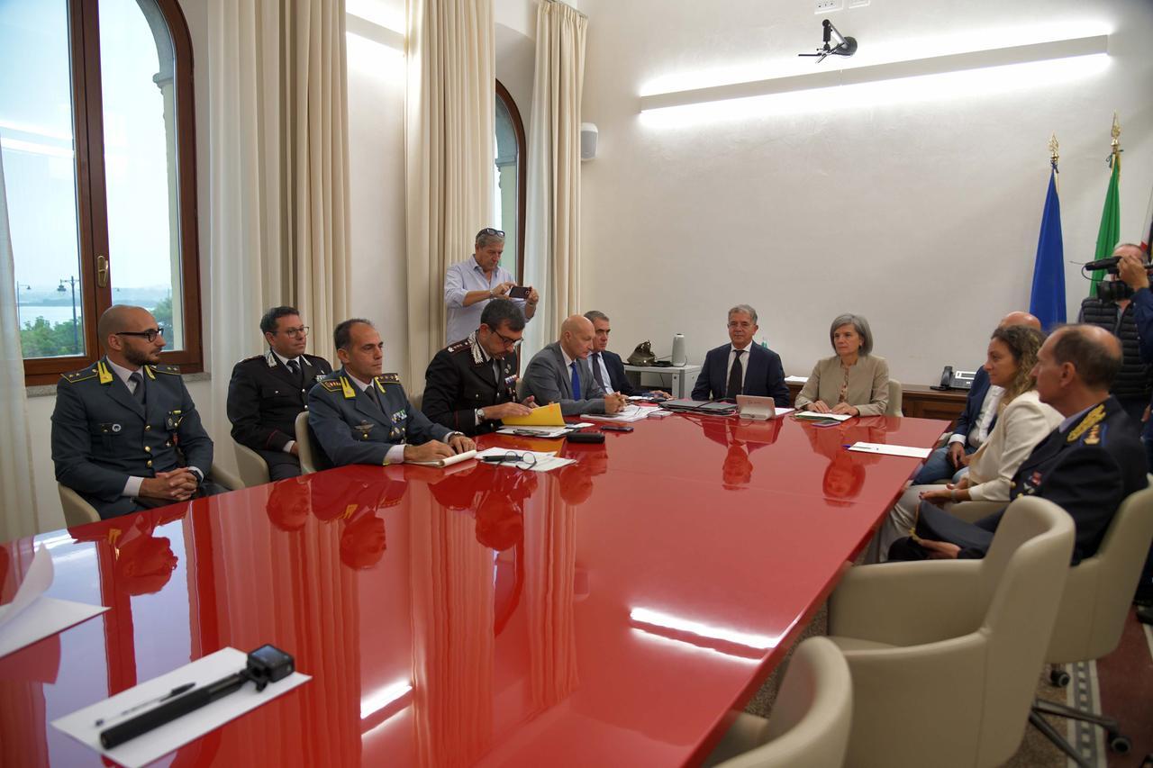 Olbia, vertice del Comitato provinciale per l’ordine e la sicurezza pubblica: «Numero dei reati stabile»