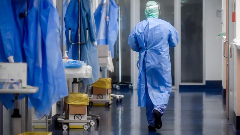 L'allarme: Sanità modenese al collasso, persi 380 posti in due anni