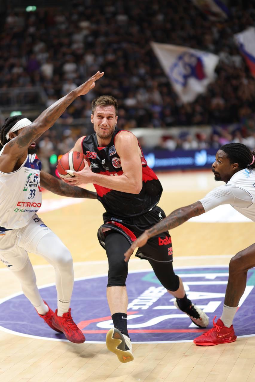 La Sella Cento lotta ma si arrende alla Fortitudo