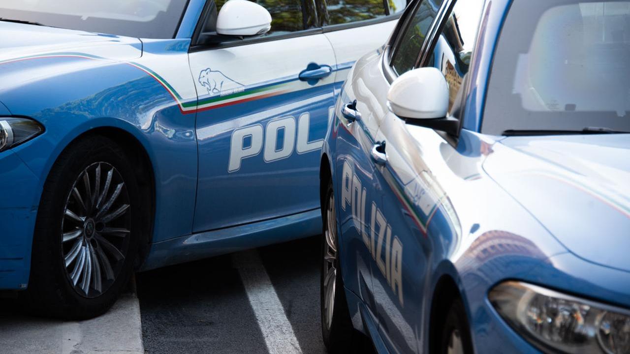 Oristano, aggredisce la moglie davanti al tribunale: arrestato