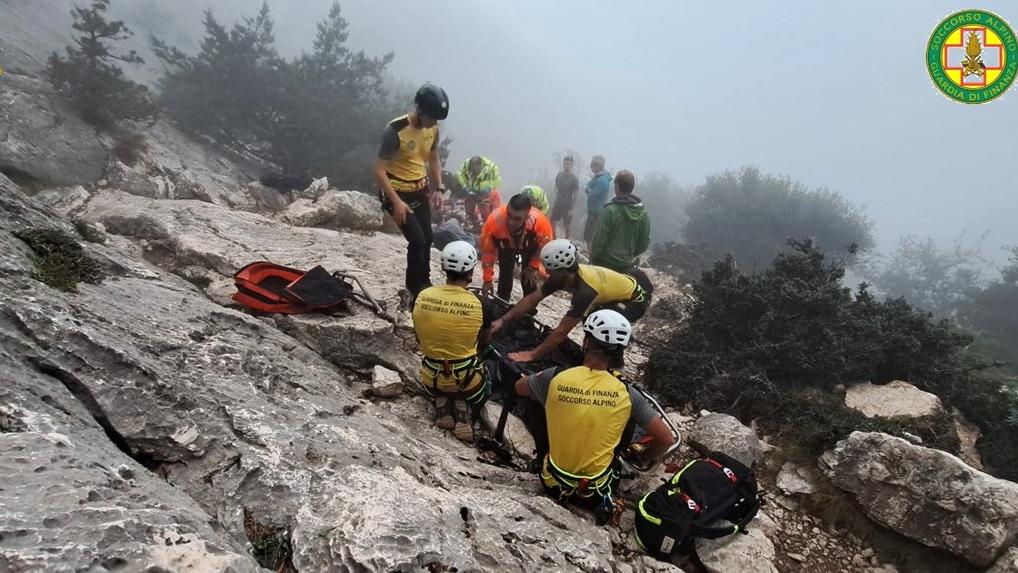 Il salvataggio al "Budinetto" di Cala Gonone