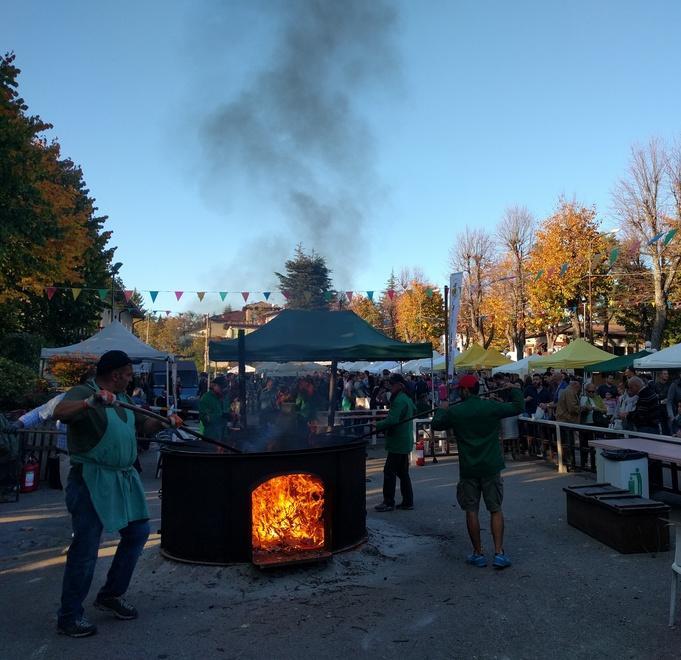 La Festa della Castagna di Marola compie di nuovo 60 anni