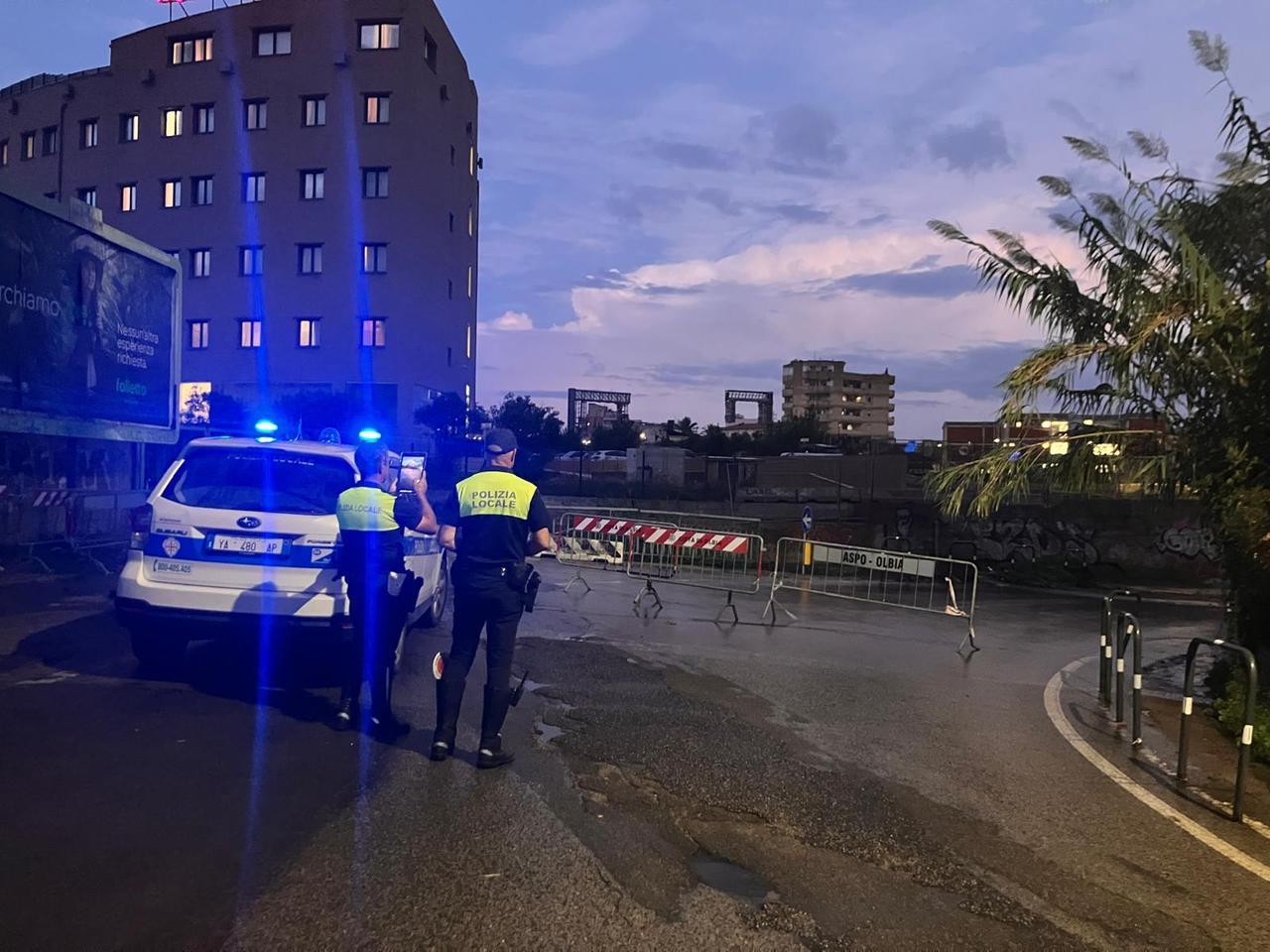 
	La polizia locale ha chiuso il sottopasso di via Amba Alagi

