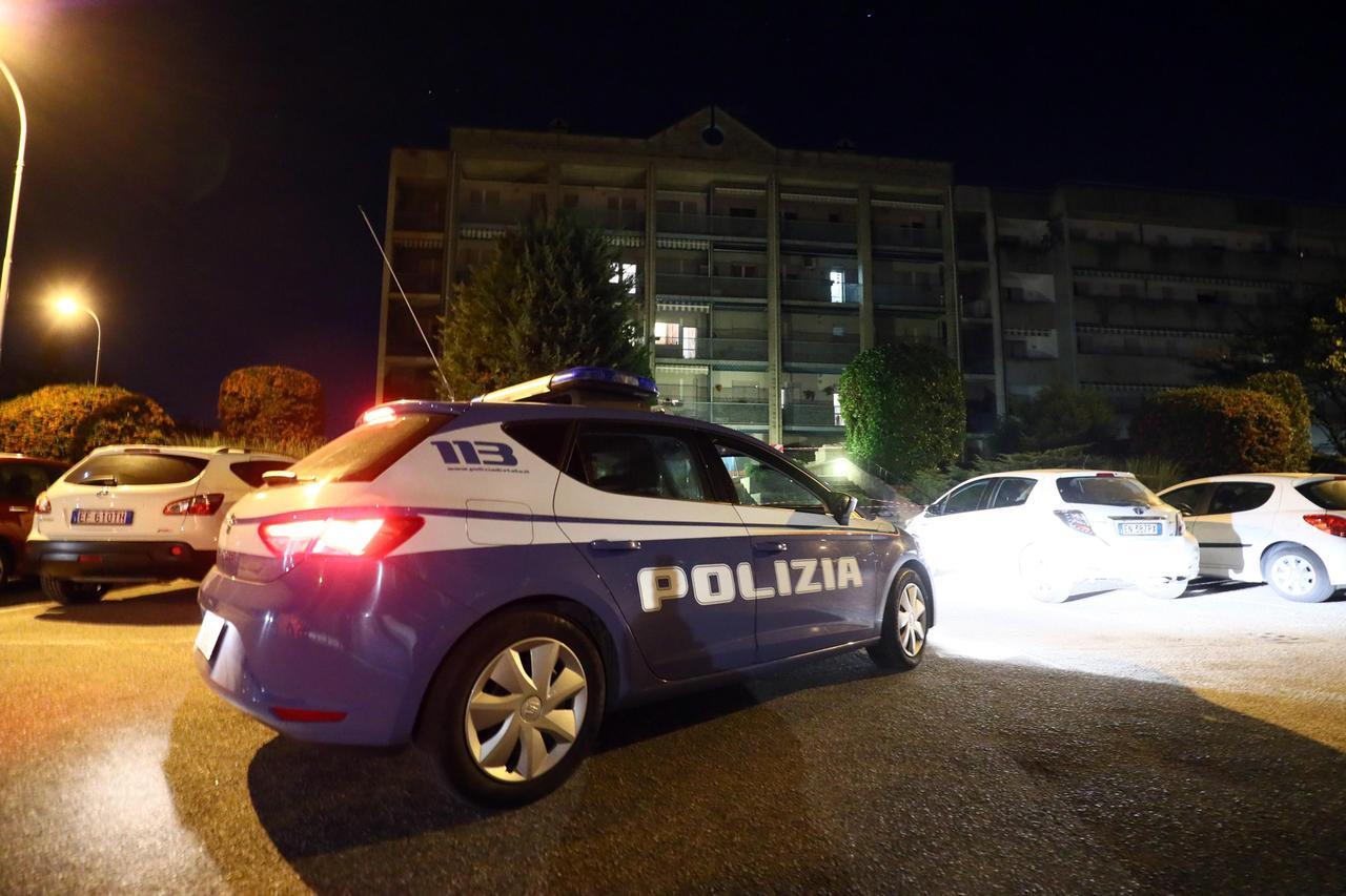 Ferrara, ragazza mandata a prostituirsi. Gli aguzzini: «La ospitavamo, non sfruttavamo»