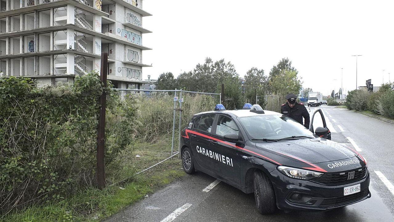 Pisa, trovato un cadavere in uno stabile nella zona industriale