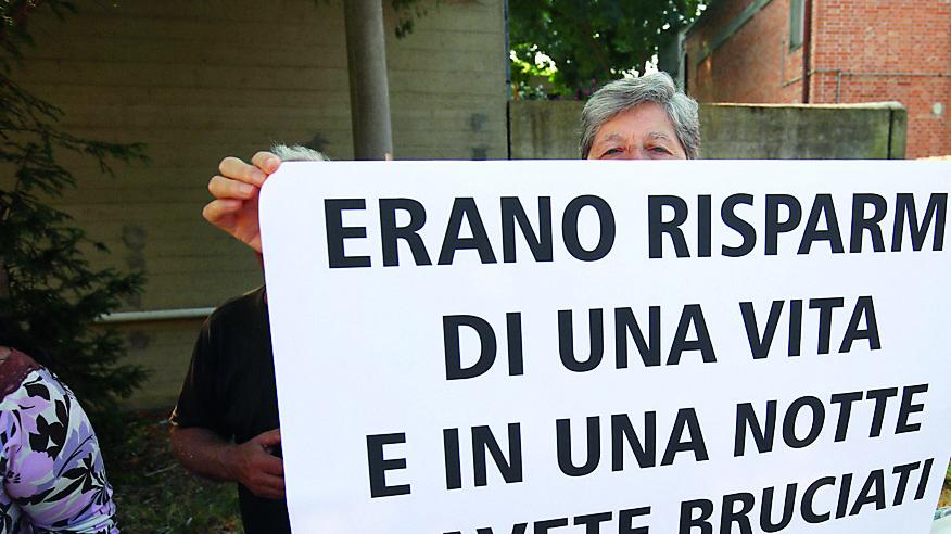 Ferrara, «niente soldi per altri rimborsi»: Giorgetti “gela” gli azzerati Carife