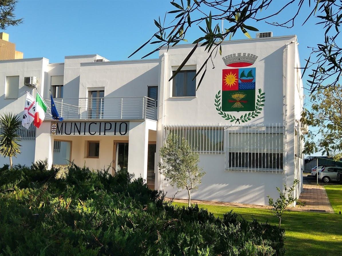 Il municipio di Girasole