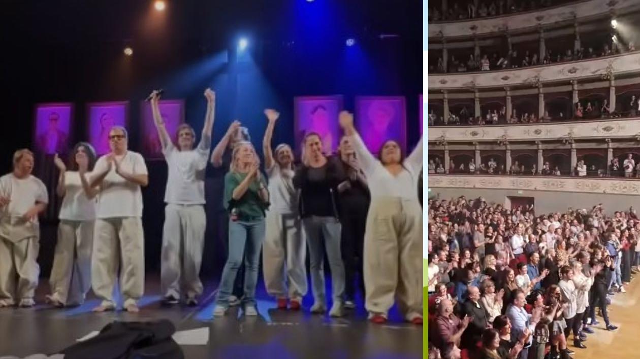 «Non abbiamo avuto paura». Ruffini e il debutto di “Din, Don, Down” con la Mayor: un tripudio di emozioni. Cinque minuti di applausi, sold out e pubblico in piedi