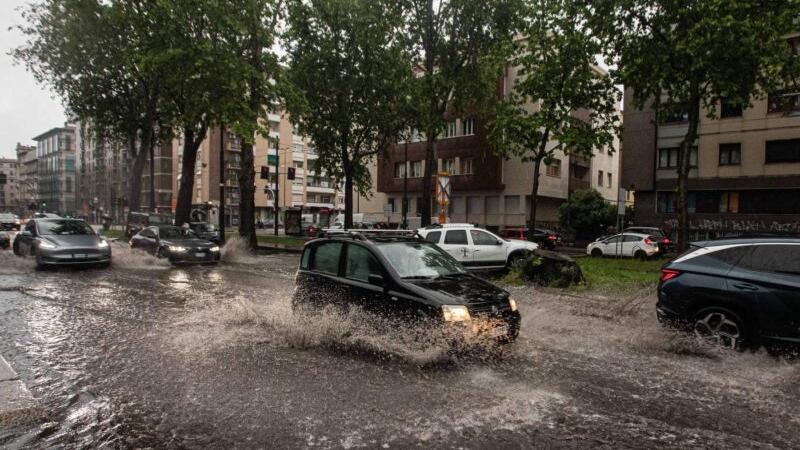 Nei Comuni reggiani il maltempo fa annullare o rinviare gli eventi all’aperto