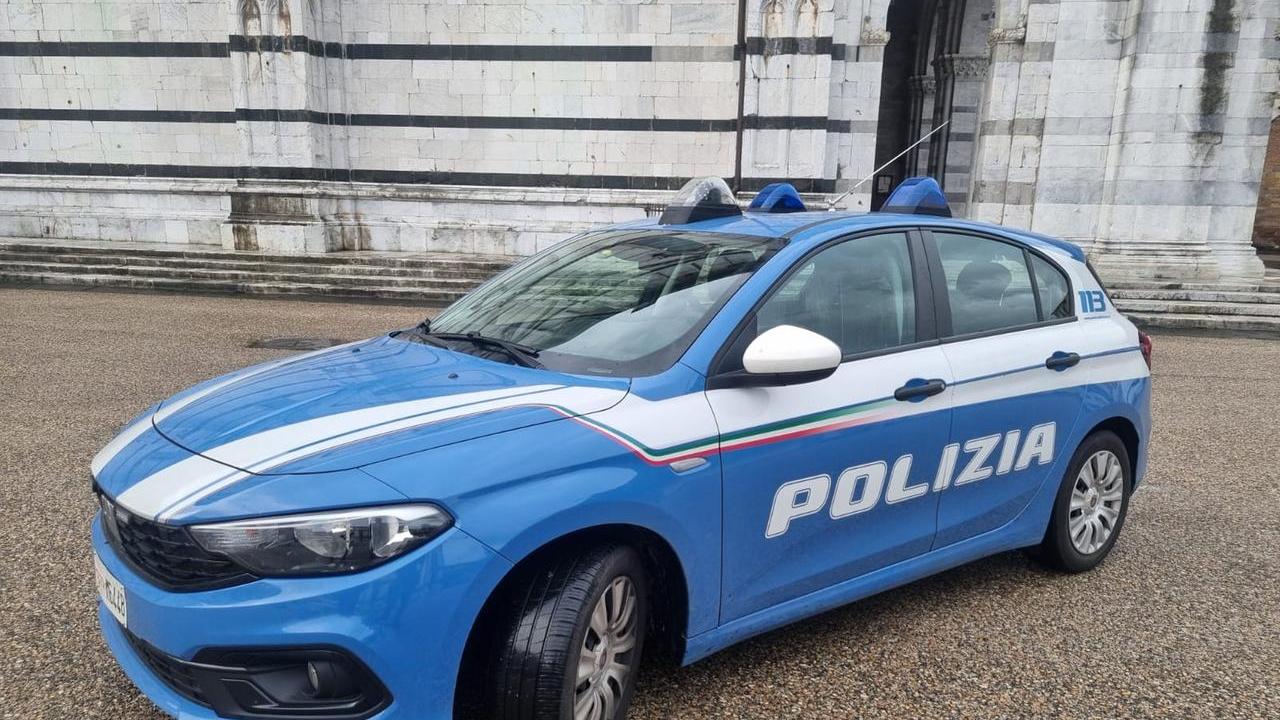 Lucca, colpisce con un pugno guardia giurata al pronto soccorso: arrestato
