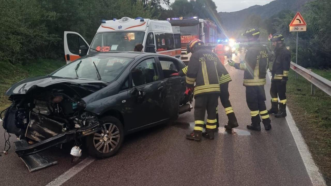Scontro sull’Orientale sarda, quattro feriti in ospedale
