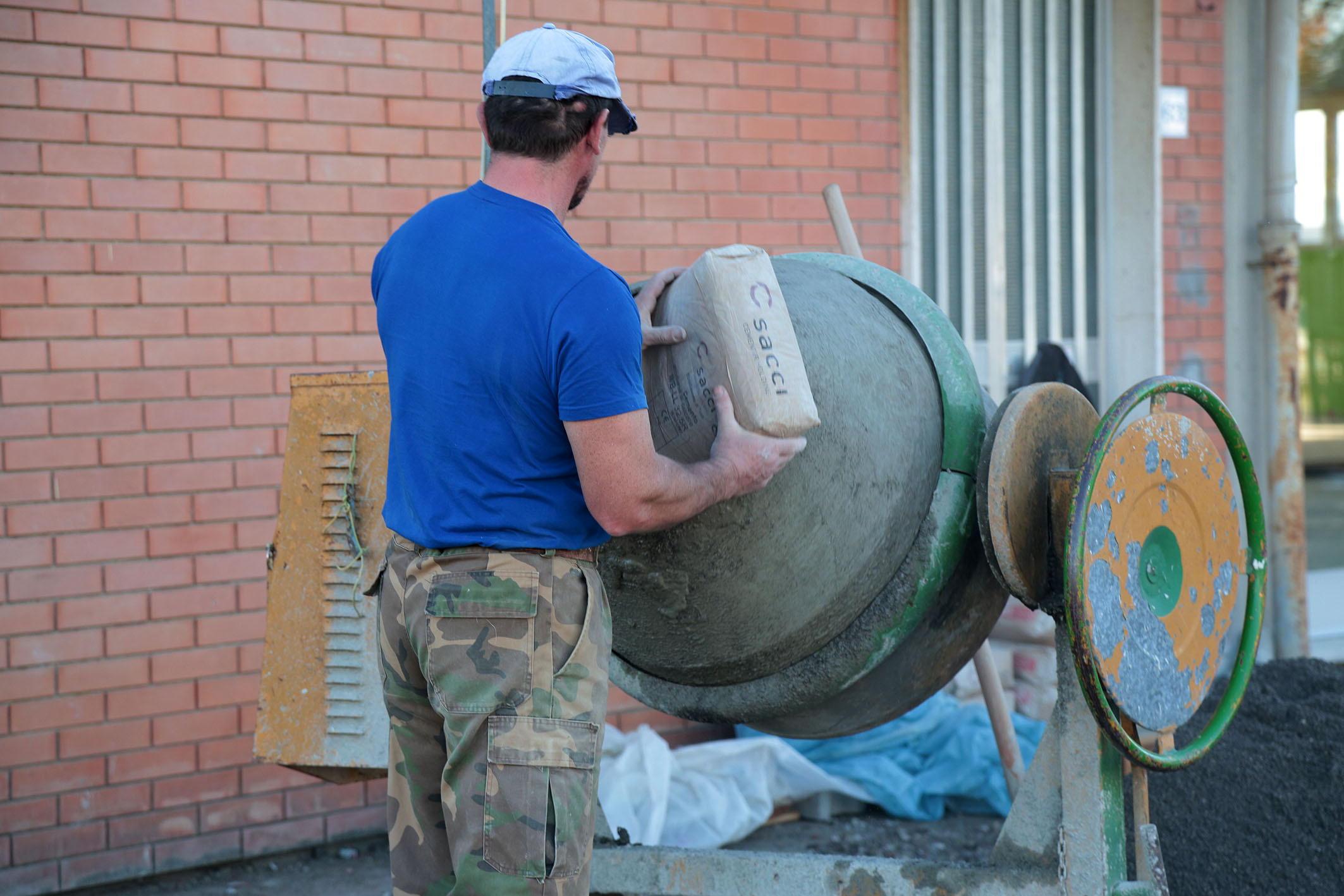 Tanti i lavoratori stranieri impegnati nel settore dell’edilizia