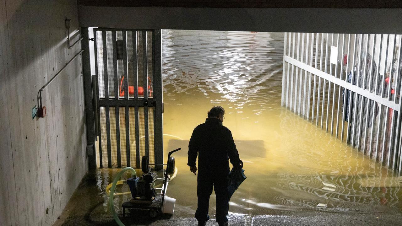 Maltempo a Modena. Venti persone salvate dai vigili del fuoco