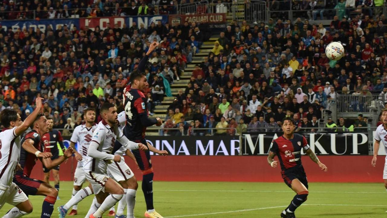 Il pareggio di Palomino (foto di Mario Rosas)