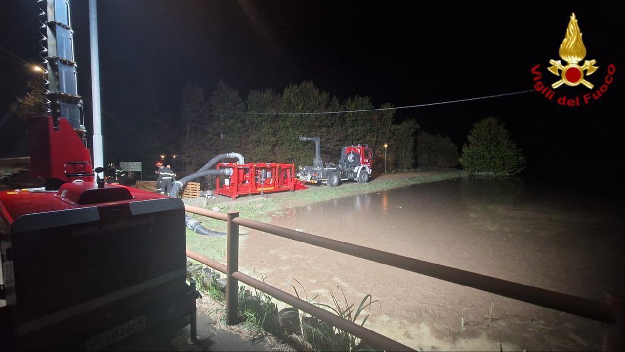Alluvione a Reggio Emilia, la prefettura: «Iniziati i lavori di ricostruzione degli argini»