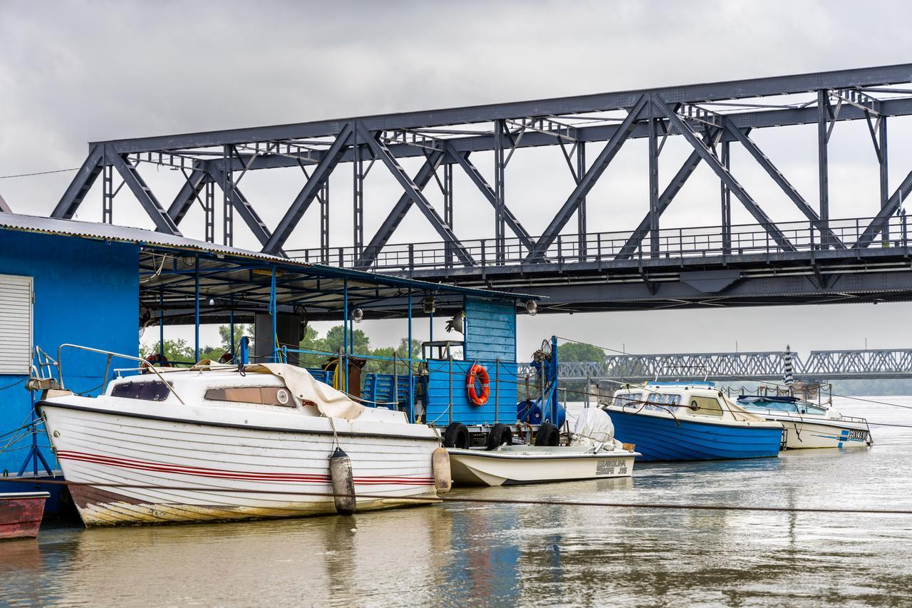 Po in crescita a Ferrara: si prepara l’evacuazione di sette famiglie