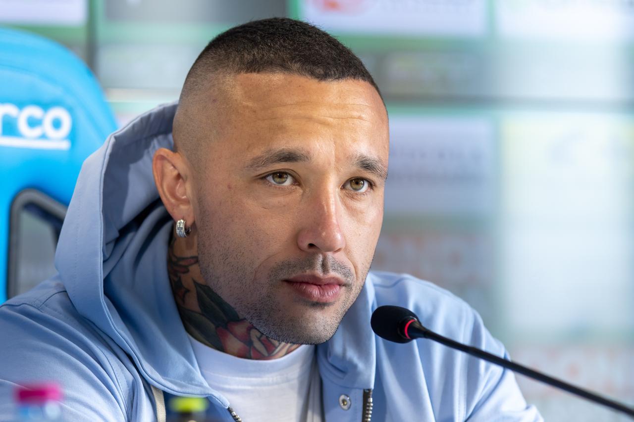 Ex Spal, Nainggolan sul caso ultras: «Che grande caz***a, io ci andavo a bere»