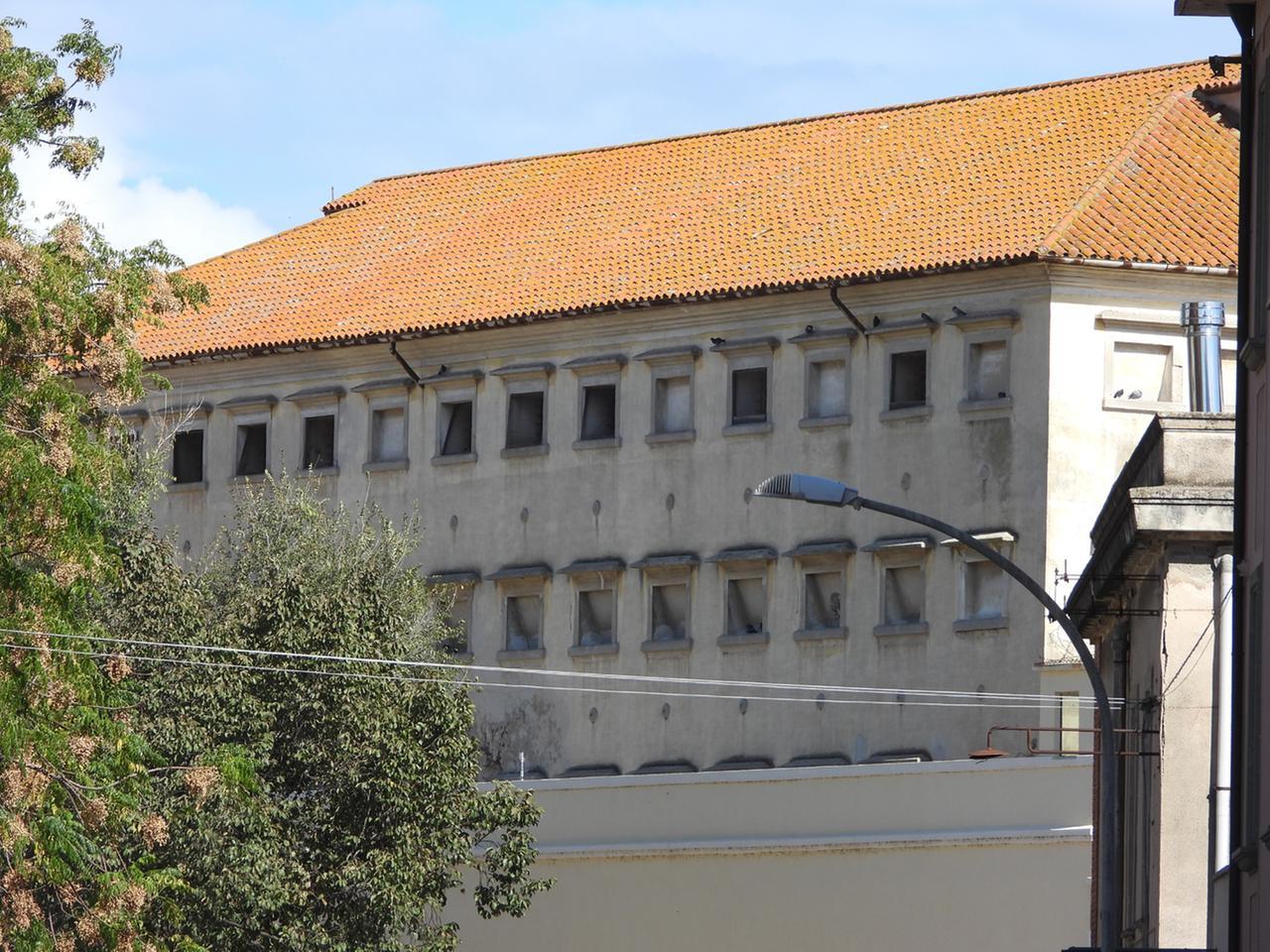 
	La reggia giudicale degli Arborea in piazza Manno poi trasformata in carcere

