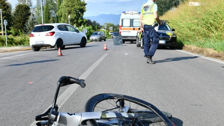 Più incidenti sulle strade lucchesi, ma in calo il numero delle vittime<br>