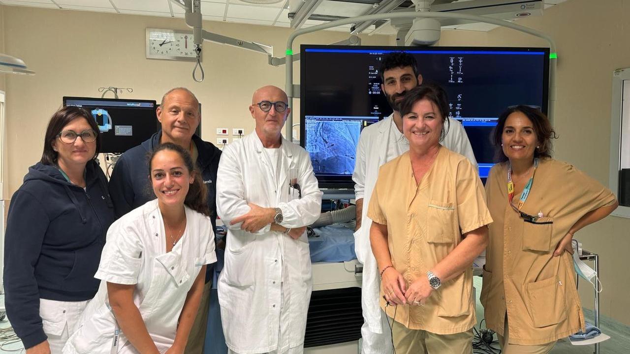 Parte dell'equipedi cardiologia del Noa con il dottor Giuseppe Arena