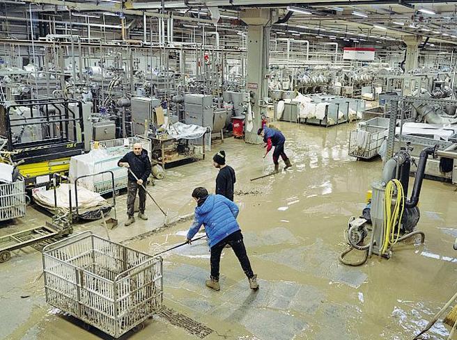 Alluvione a Prato, disponibili ancora 60 milioni per i ristori alle aziende