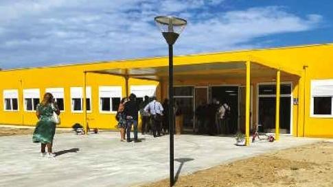 A Livorno la scuola camaleonte: lavori di ampliamento per ospitare da settembre o 120 alunni delle medie Pirelli