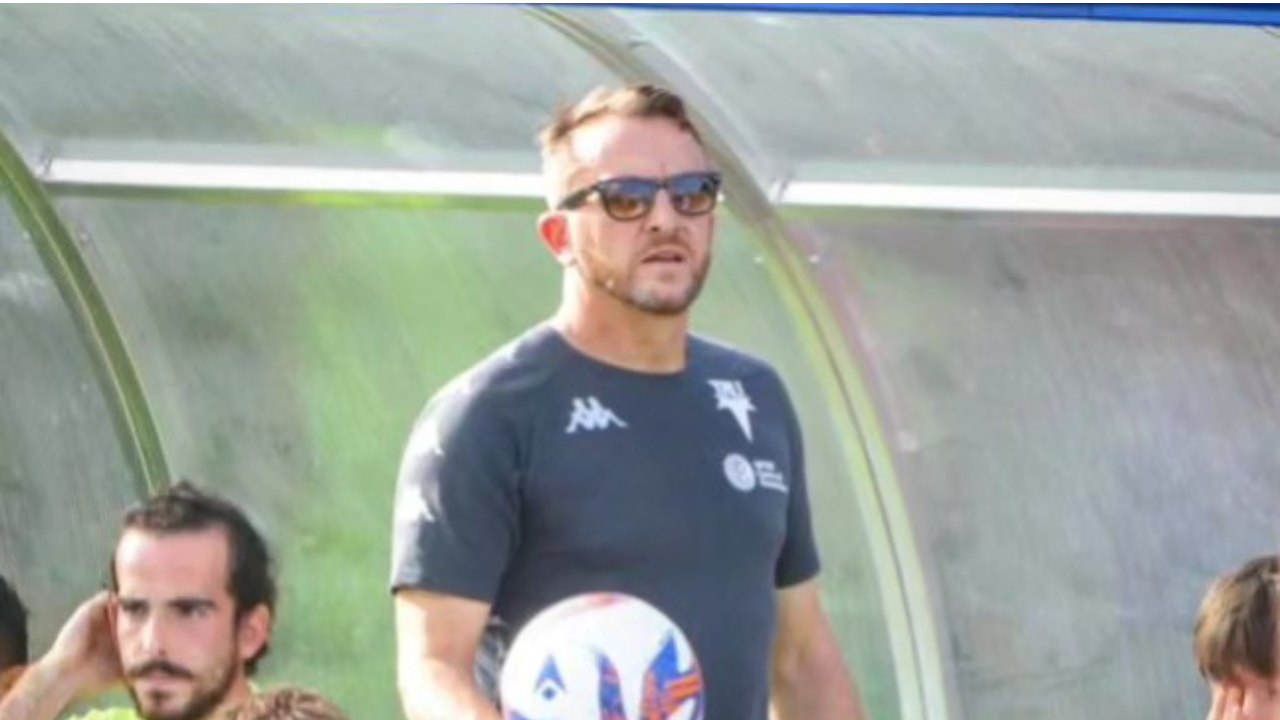 Simone Venturi tecnico del Tau Calcio