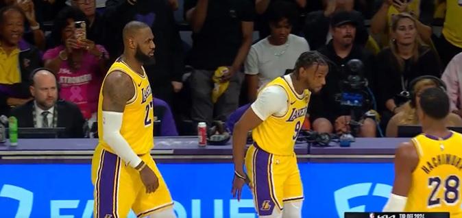 Nba, Le Bron James e suo figlio Bronny in campo insieme – Video