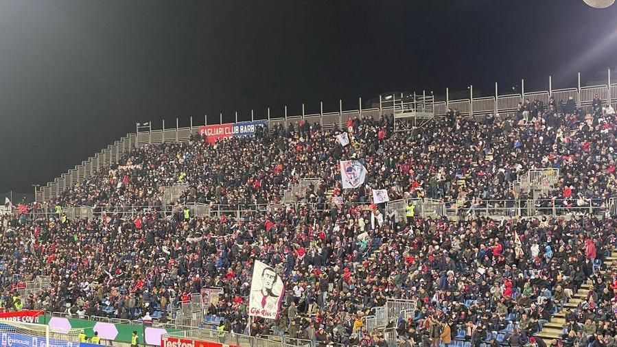 Stadio vietato a due tifosi del Cagliari: hanno evocato la tragedia di Superga durante il match contro il Torino