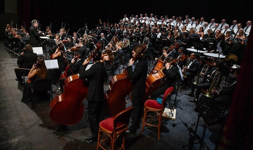 Messa da Requiem, il grande debutto del capolavoro di Verdi sul palco del Teatro Goldoni di Livorno<br>
