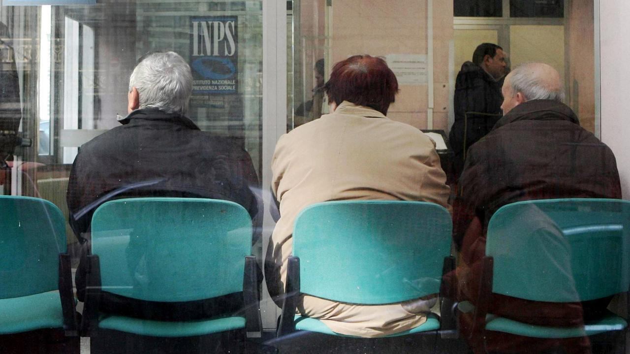 In Sardegna il 33% dei pensionati percepisce meno di 750 euro e rinuncia alle cure