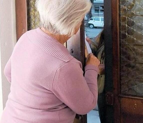 Truffa dei finti rilevatori del gas a Modena. Condannato il titolare dell’azienda