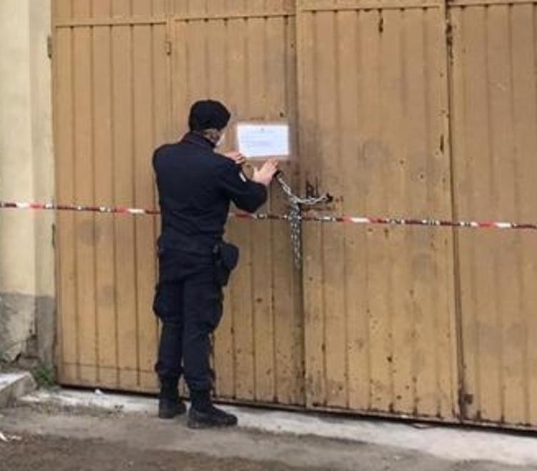 Nel casolare allagato di Villa Seta spuntano fuori 25 chili di cocaina